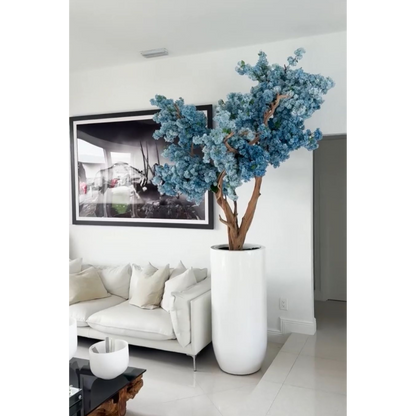 Jarrón St. Tropez en blanco mate con flores de cerezo azules